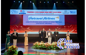 VIETRAVEL AIRLINES được vinh danh tại Lễ công bố Thương Hiệu Hàng Đầu Việt Nam 2024